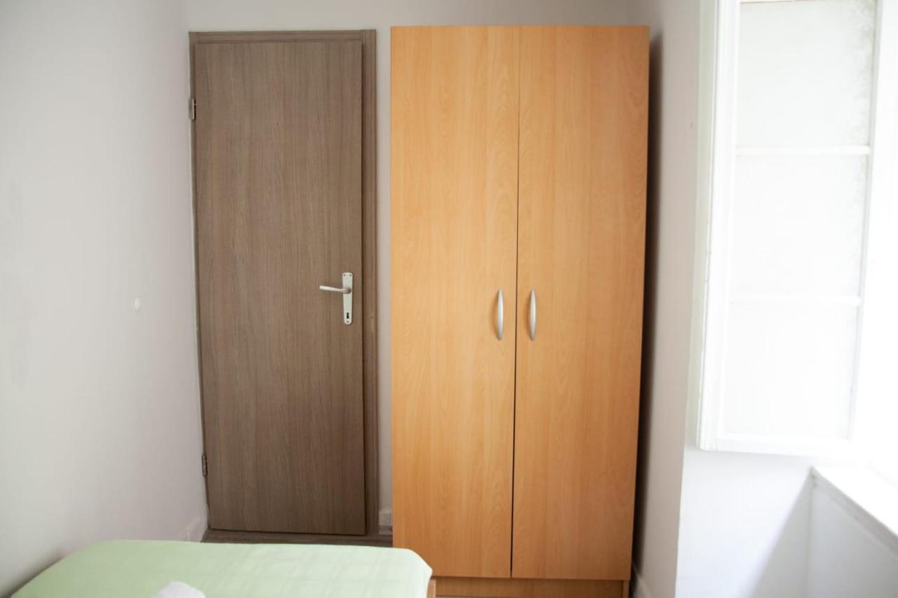 Amber In The Centar Apartment คาชเตลา ภายนอก รูปภาพ