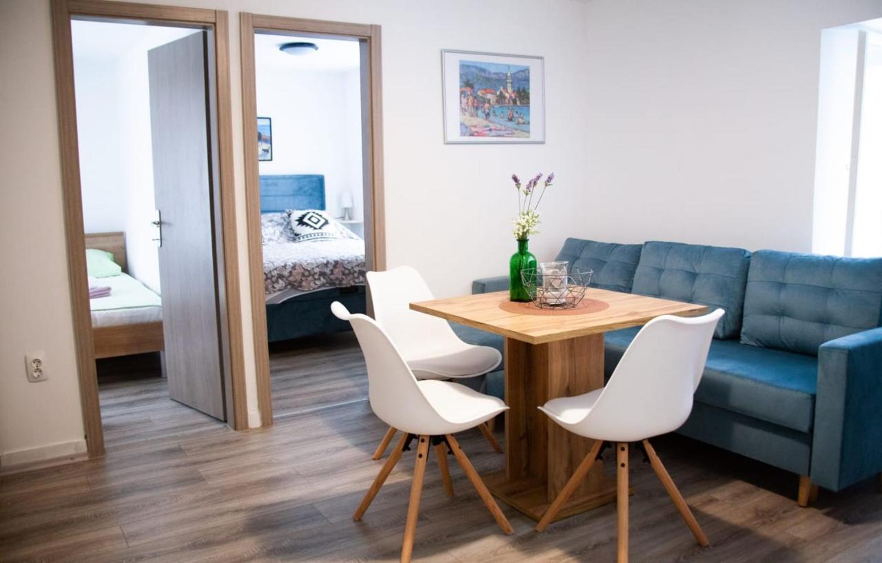 Amber In The Centar Apartment คาชเตลา ภายนอก รูปภาพ