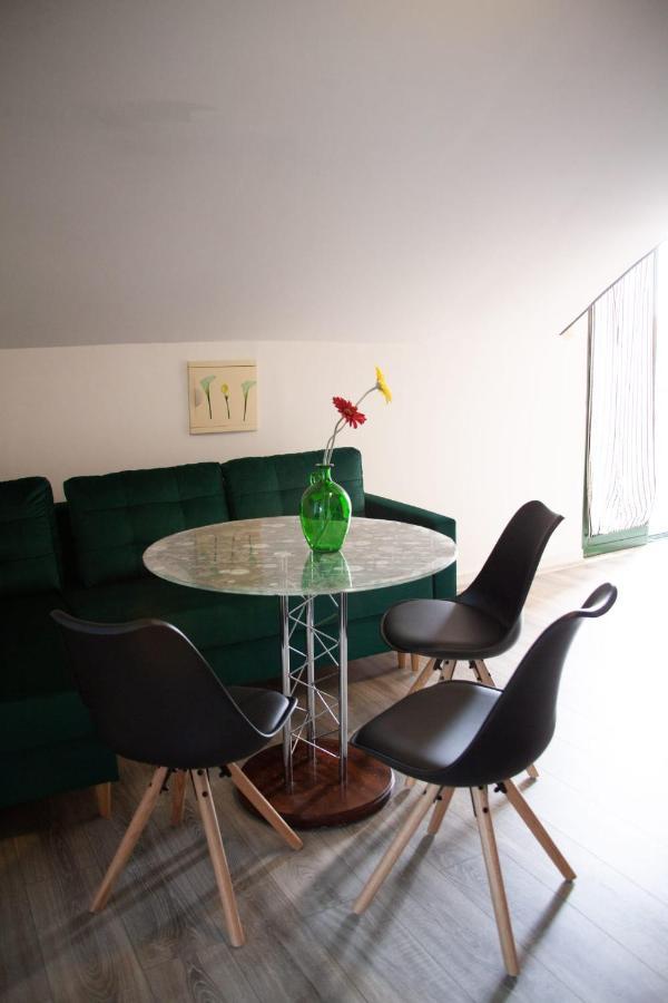 Amber In The Centar Apartment คาชเตลา ภายนอก รูปภาพ